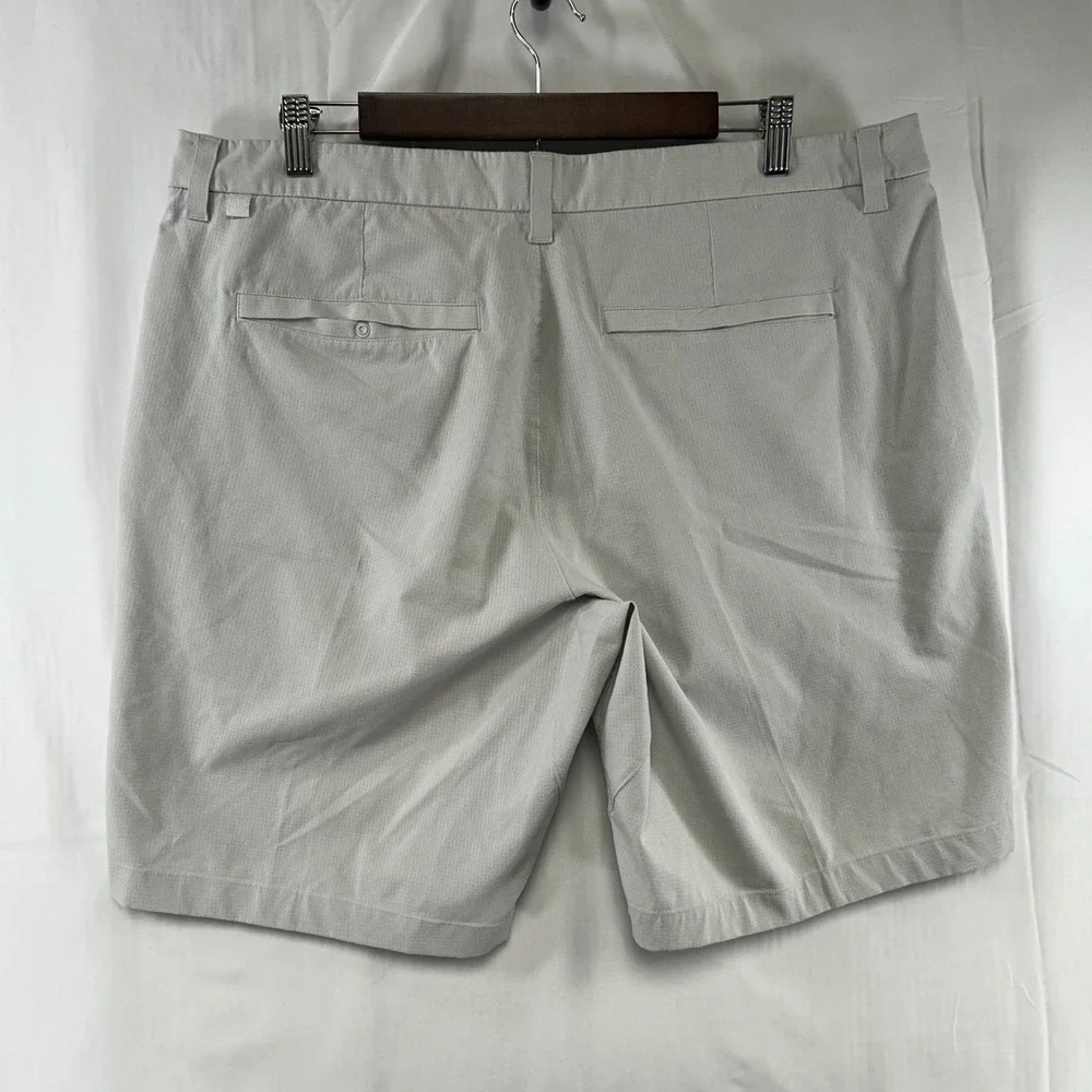 Lululemon Commission Golf Shorts Mens 38 Grey Textured Performance